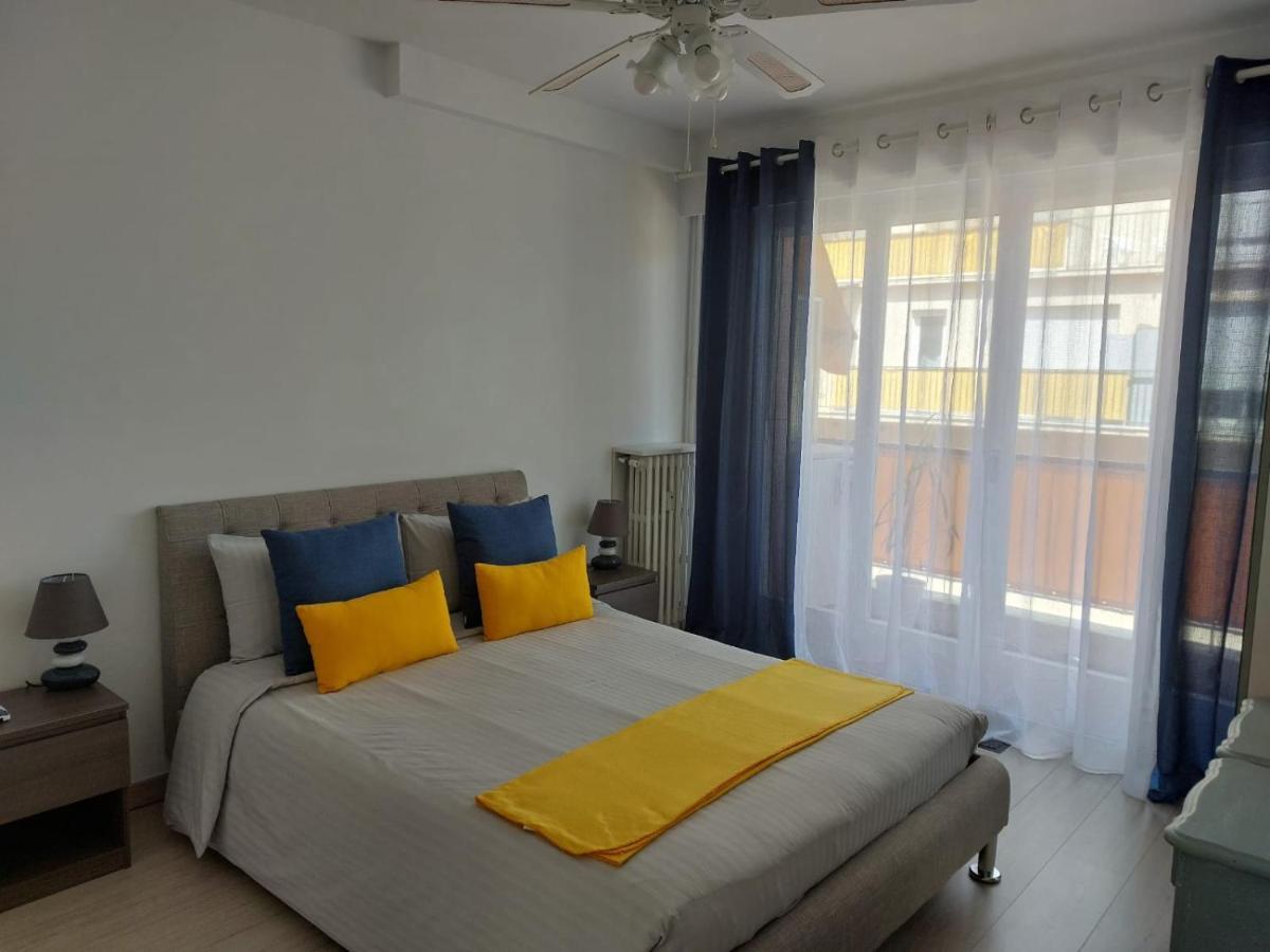 Cozy Lemon * Menton